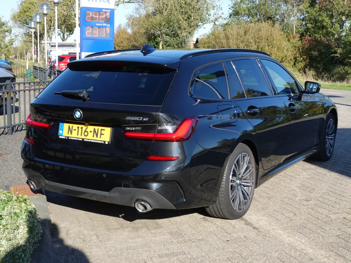 320e PHEV M-SPORT VOL LEER | SP. STOELEN | NAVI | ECC | LMV