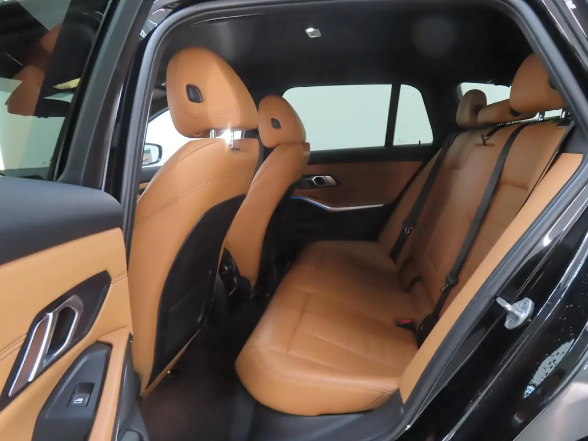 320e PHEV M-SPORT VOL LEER | SP. STOELEN | NAVI | ECC | LMV