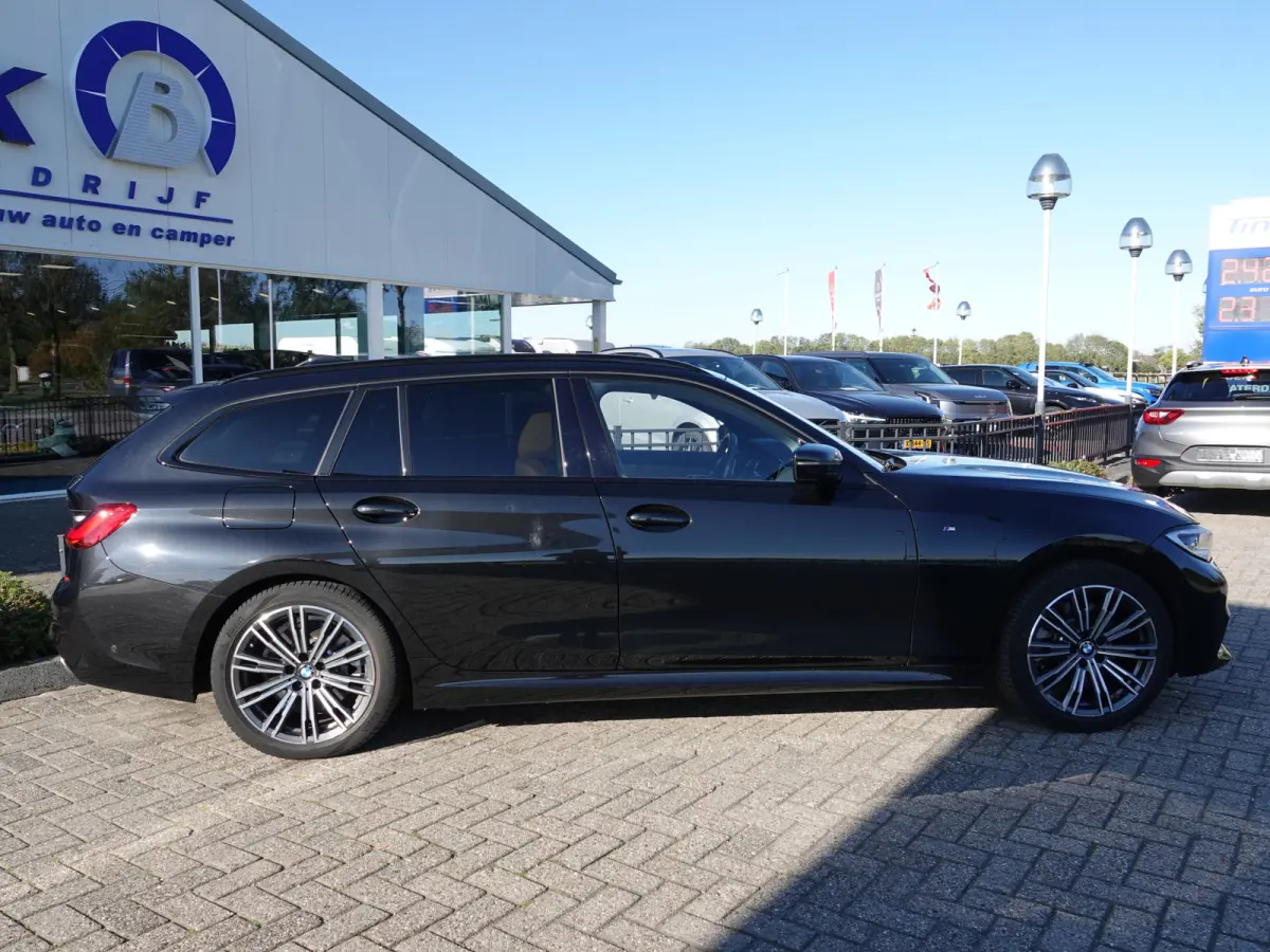 320e PHEV M-SPORT VOL LEER | SP. STOELEN | NAVI | ECC | LMV