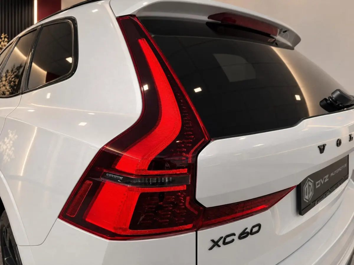 2.0 T8 Plug-in hybrid 455PK AWD Plus Black Ed. | Pano | H/K Sound | Premium Pack | Nieuw | BTW