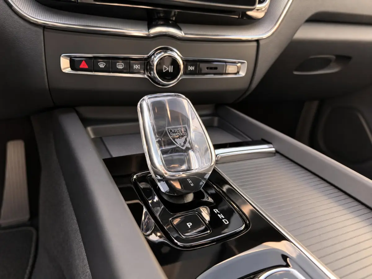 2.0 T8 Plug-in hybrid 455PK AWD Plus Black Ed. | Pano | H/K Sound | Premium Pack | Nieuw | BTW