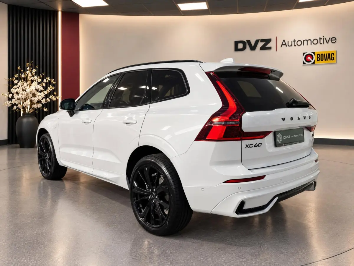 2.0 T8 Plug-in hybrid 455PK AWD Plus Black Ed. | Pano | H/K Sound | Premium Pack | Nieuw | BTW