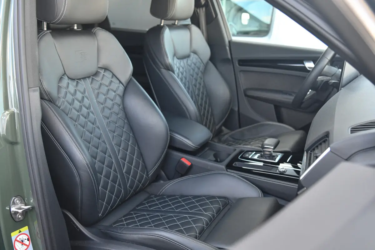 55 TFSI e S edition Comp., RS Stoelen, Matrix, Trekhaak, Keyless, ACC, Carplay, 21"!