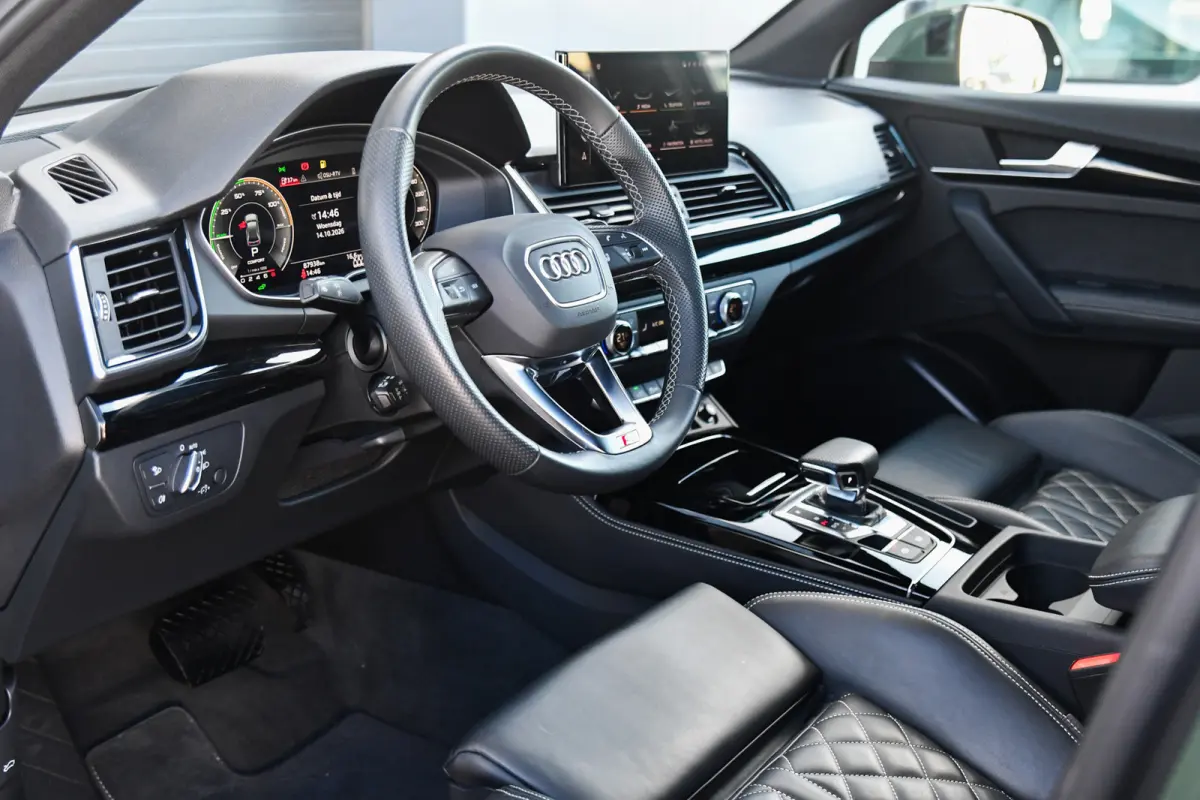 55 TFSI e S edition Comp., RS Stoelen, Matrix, Trekhaak, Keyless, ACC, Carplay, 21"!