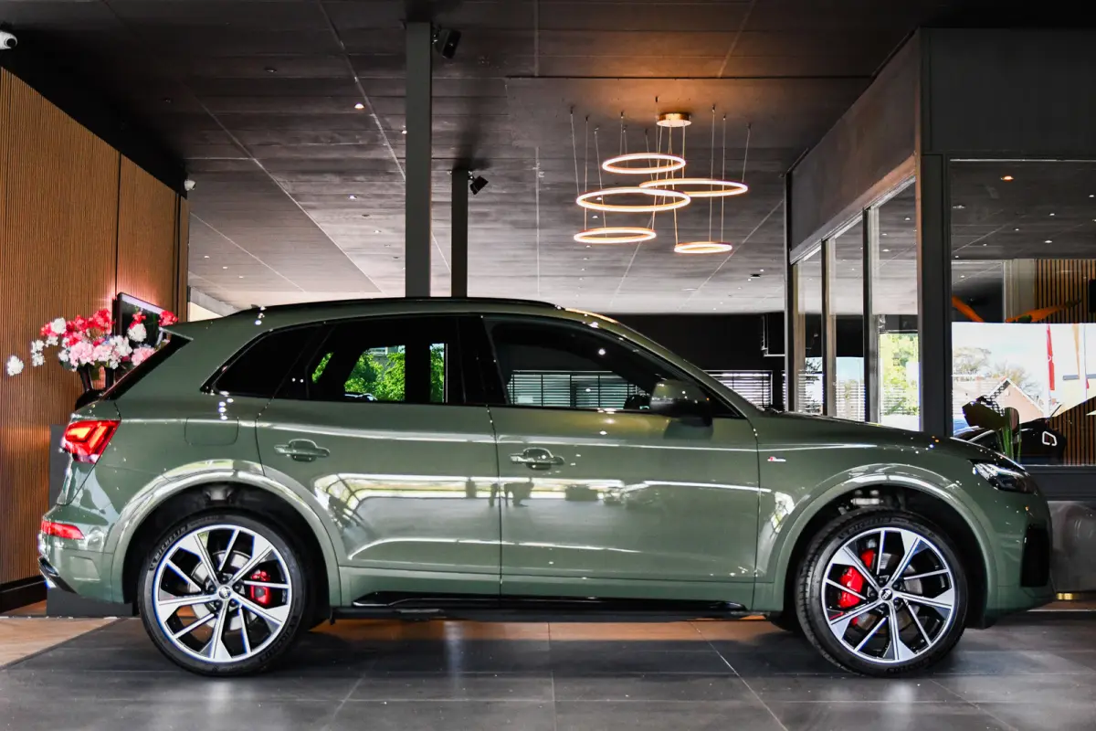 55 TFSI e S edition Comp., RS Stoelen, Matrix, Trekhaak, Keyless, ACC, Carplay, 21"!