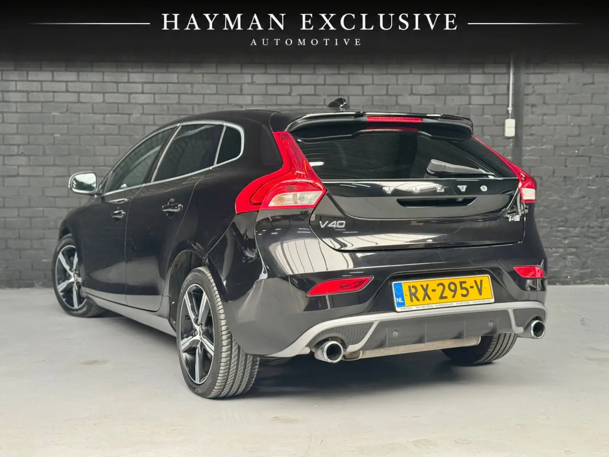 2.0 T4 Business Sport | R-Design | Pano | Virtual | Camera | Cruise | Navi | Clima | LED | Parkeersens.