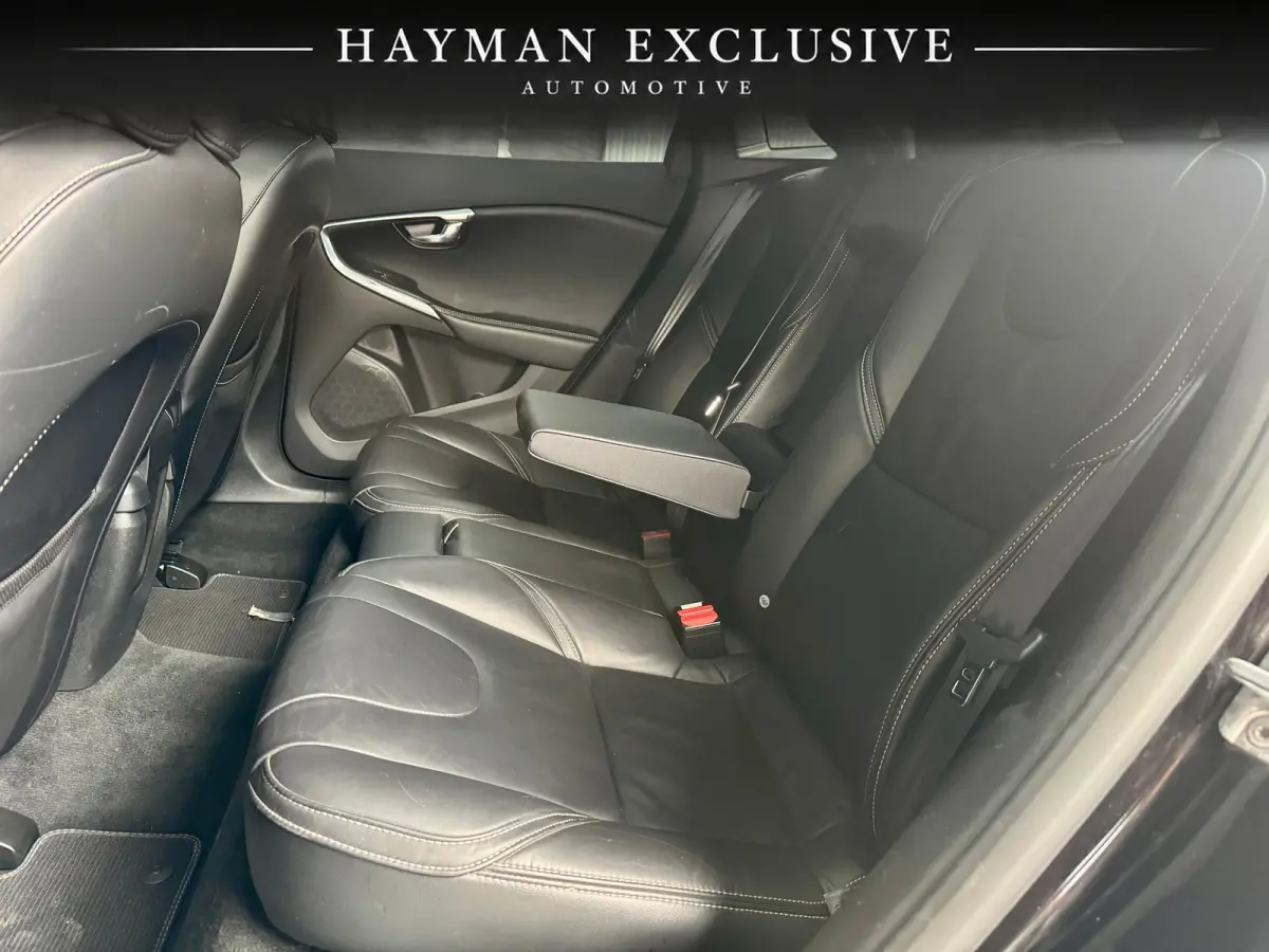 2.0 T4 Business Sport | R-Design | Pano | Virtual | Camera | Cruise | Navi | Clima | LED | Parkeersens.