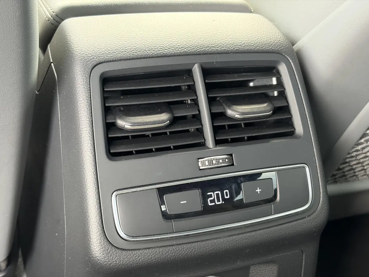 S5 3.0 TFSI S5 quattro Pro Line Plus ✓2e Eigenaar✓Dealer Onderhouden✓354pk✓Virtual Cockpit✓Navi✓Trekhaak✓Alcantara✓Keyless✓Stoelverw✓Clima✓Cruise✓SLmv Winterset✓N.A