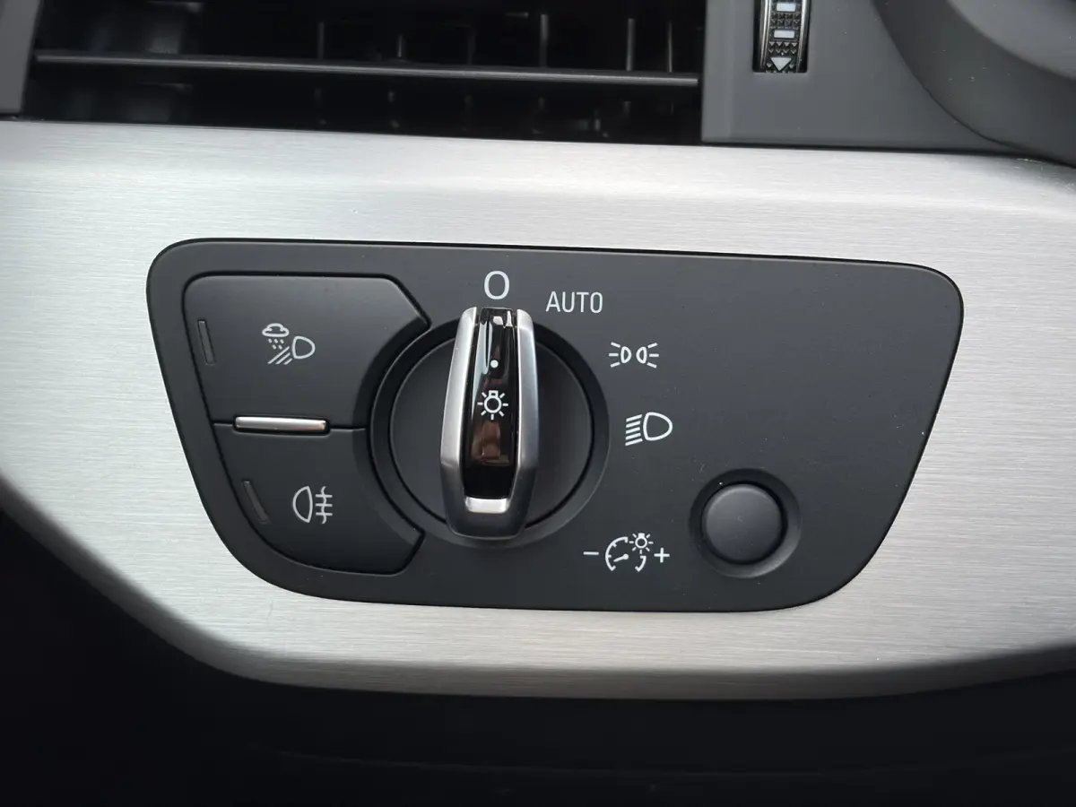 S5 3.0 TFSI S5 quattro Pro Line Plus ✓2e Eigenaar✓Dealer Onderhouden✓354pk✓Virtual Cockpit✓Navi✓Trekhaak✓Alcantara✓Keyless✓Stoelverw✓Clima✓Cruise✓SLmv Winterset✓N.A