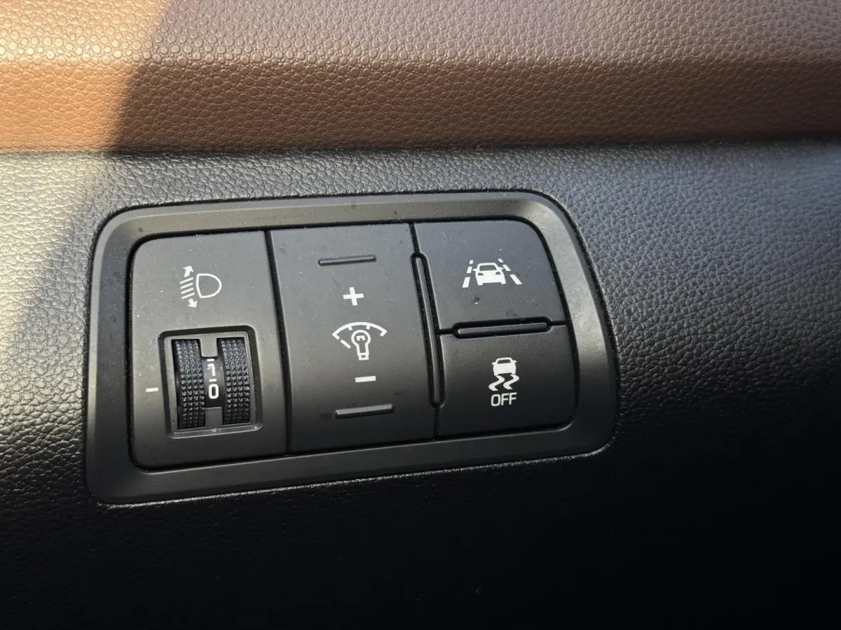 1.2 HP i-Motion Comfort 1e Eigenaar|Navi|Camera|Trekhaak|Clima|Cruise|PDC|N.A.P|APK tot 02-2027