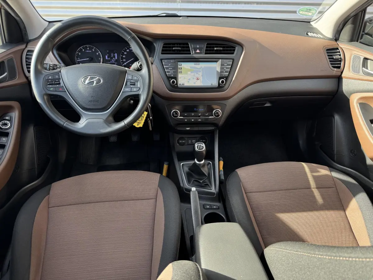1.2 HP i-Motion Comfort 1e Eigenaar|Navi|Camera|Trekhaak|Clima|Cruise|PDC|N.A.P|APK tot 02-2027