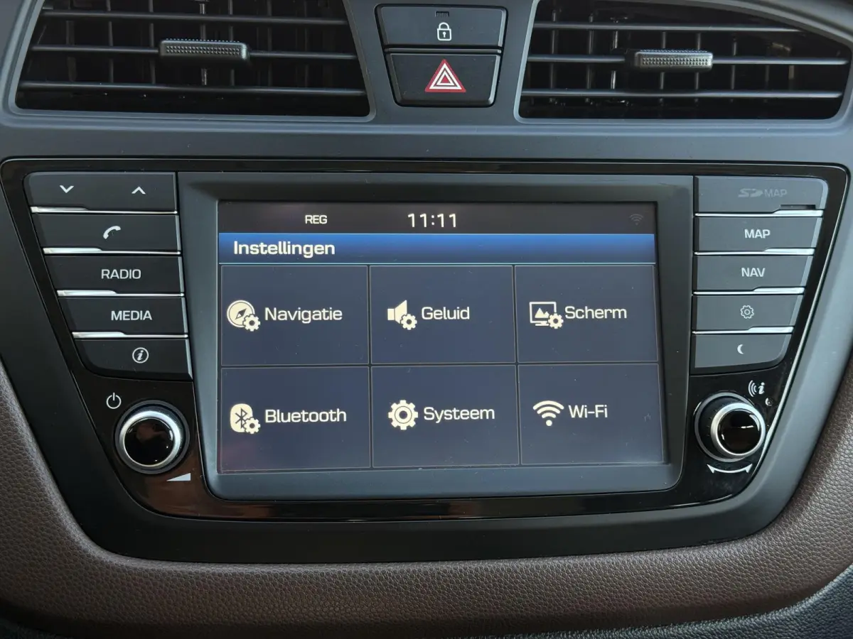 1.2 HP i-Motion Comfort 1e Eigenaar|Navi|Camera|Trekhaak|Clima|Cruise|PDC|N.A.P|APK tot 02-2027