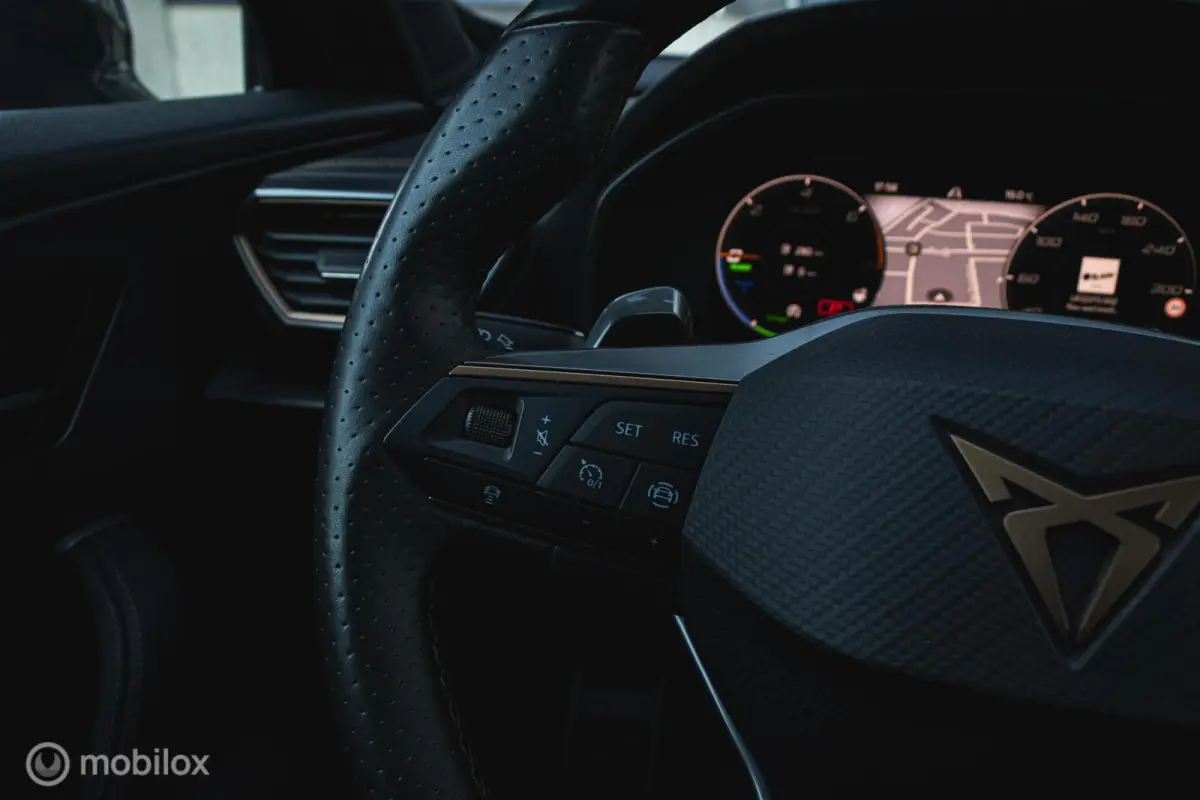 1.4 e-Hybrid VZ Copper Edition/Pano/ACC