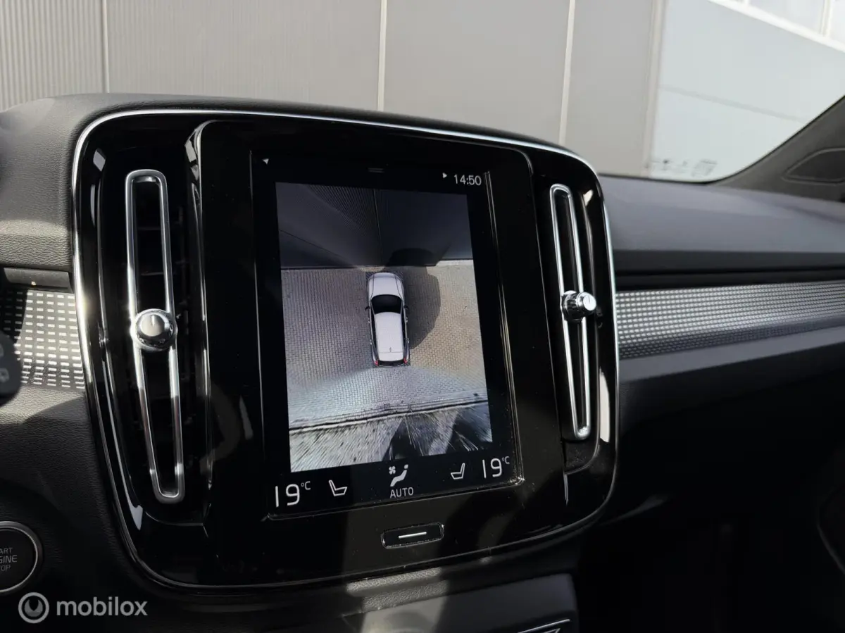 1.5 T5 R-Design/HK/360/Memory/Carplay/ACC