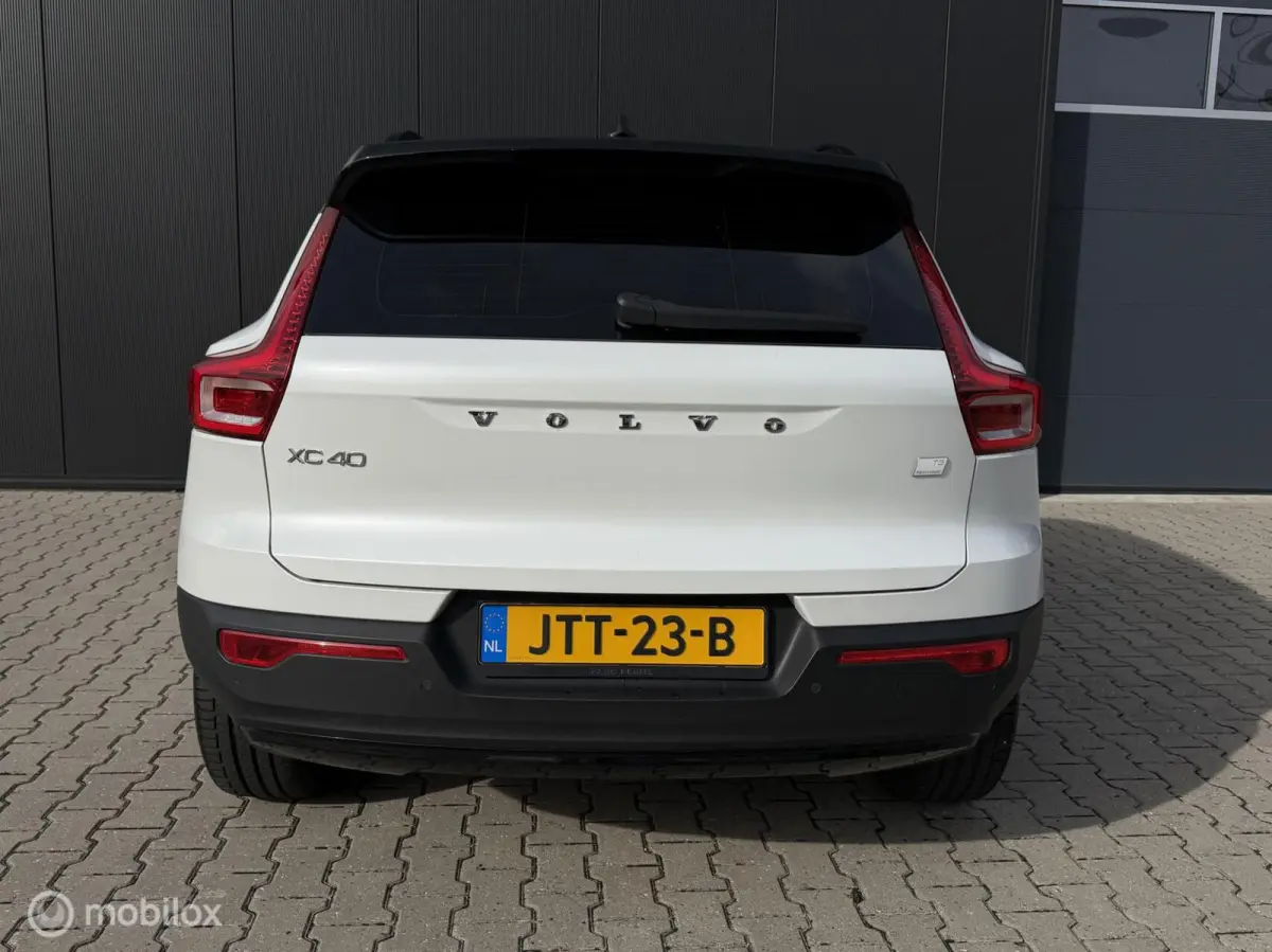 1.5 T5 R-Design/HK/360/Memory/Carplay/ACC