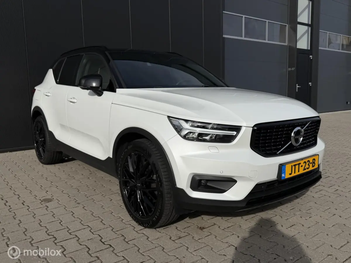 1.5 T5 R-Design/HK/360/Memory/Carplay/ACC