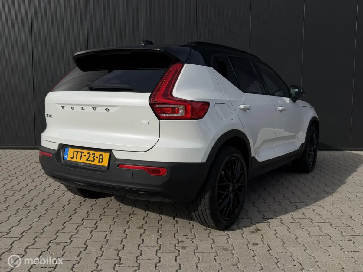 1.5 T5 R-Design/HK/360/Memory/Carplay/ACC