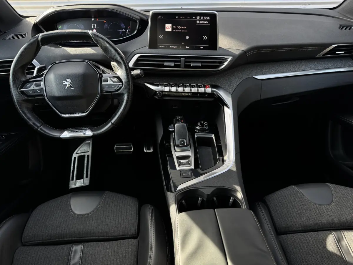 1.2 PureTech GT-Line 1e Eigenaar|Navi|Panodak|i-Cockpit|Camera|Stoelverwarming|Clima|Cruise|Leder|Carplay|APK tot 06-2027