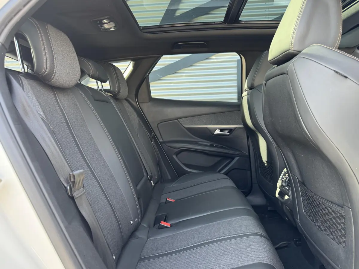 1.2 PureTech GT-Line 1e Eigenaar|Navi|Panodak|i-Cockpit|Camera|Stoelverwarming|Clima|Cruise|Leder|Carplay|APK tot 06-2027