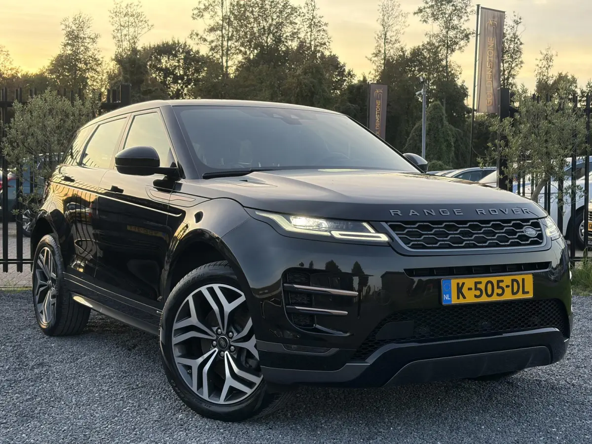 1.5 P300e AWD R-Dynamic HSE ✓2e Eigenaar✓Carplay✓Camera✓Navi✓Pano✓Leder✓Stoelverw-Stuurverw✓Clima✓Cruise✓Pdc V+A✓309pk✓Lm velgen✓Bj 11-2020✓N.A.P✓Nieuwe Apk bij