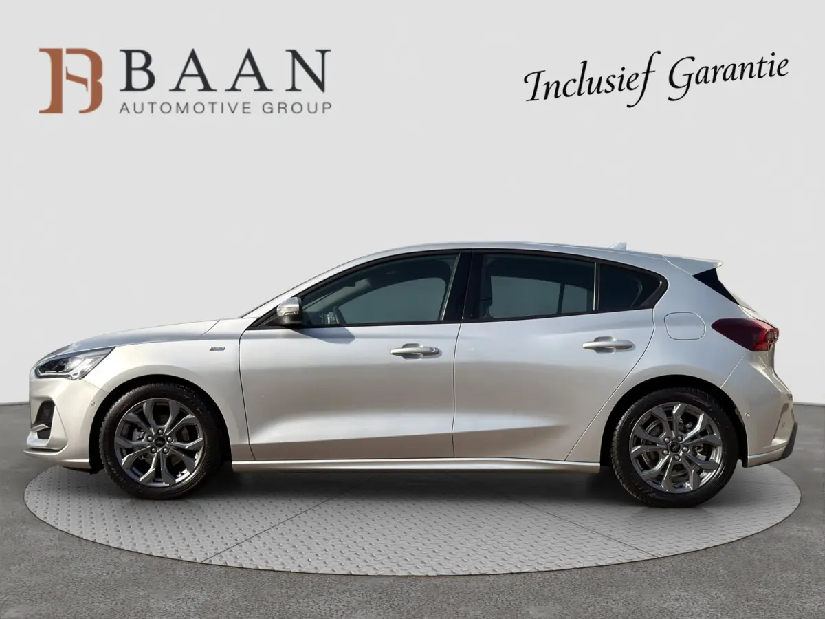 1.0 EcoBoost Hybrid ST Line X|Winterpack|Blindspot|ACC|Camera