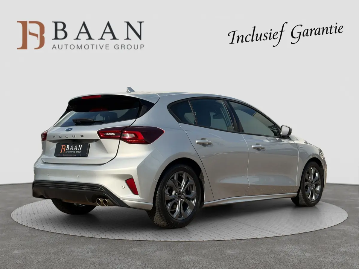 1.0 EcoBoost Hybrid ST Line X|Winterpack|Blindspot|ACC|Camera