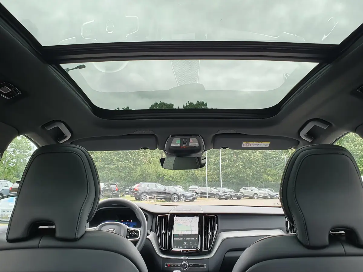2.0 T8 Plug-in hybrid AWD BLACK EDITION (335kW/455PK) ** PANO, TREKH, ACC, WINTER, 21-inch LMV ** 30k onder NP - UNFALLFREI ** ** INFORMEER OOK NAAR ONZE AANTREKKELIJKE FINANCIAL-LEASE TARIE