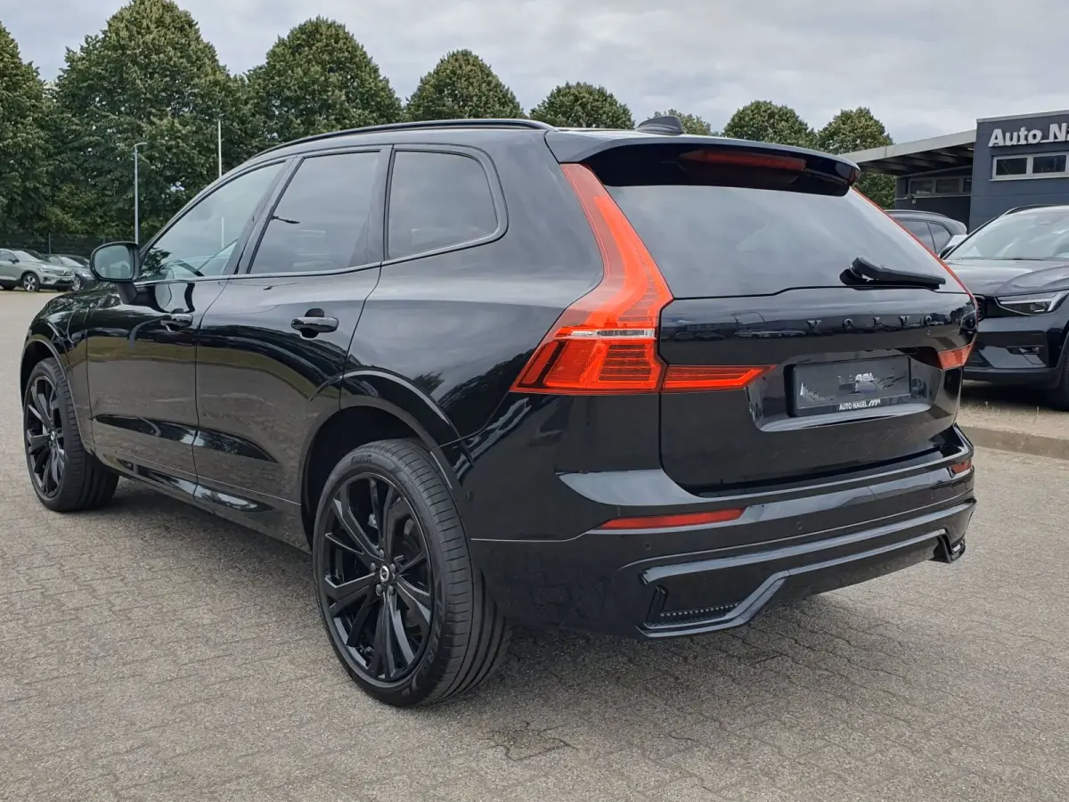 2.0 T8 Plug-in hybrid AWD BLACK EDITION (335kW/455PK) ** PANO, TREKH, ACC, WINTER, 21-inch LMV ** 30k onder NP - UNFALLFREI ** ** INFORMEER OOK NAAR ONZE AANTREKKELIJKE FINANCIAL-LEASE TARIE