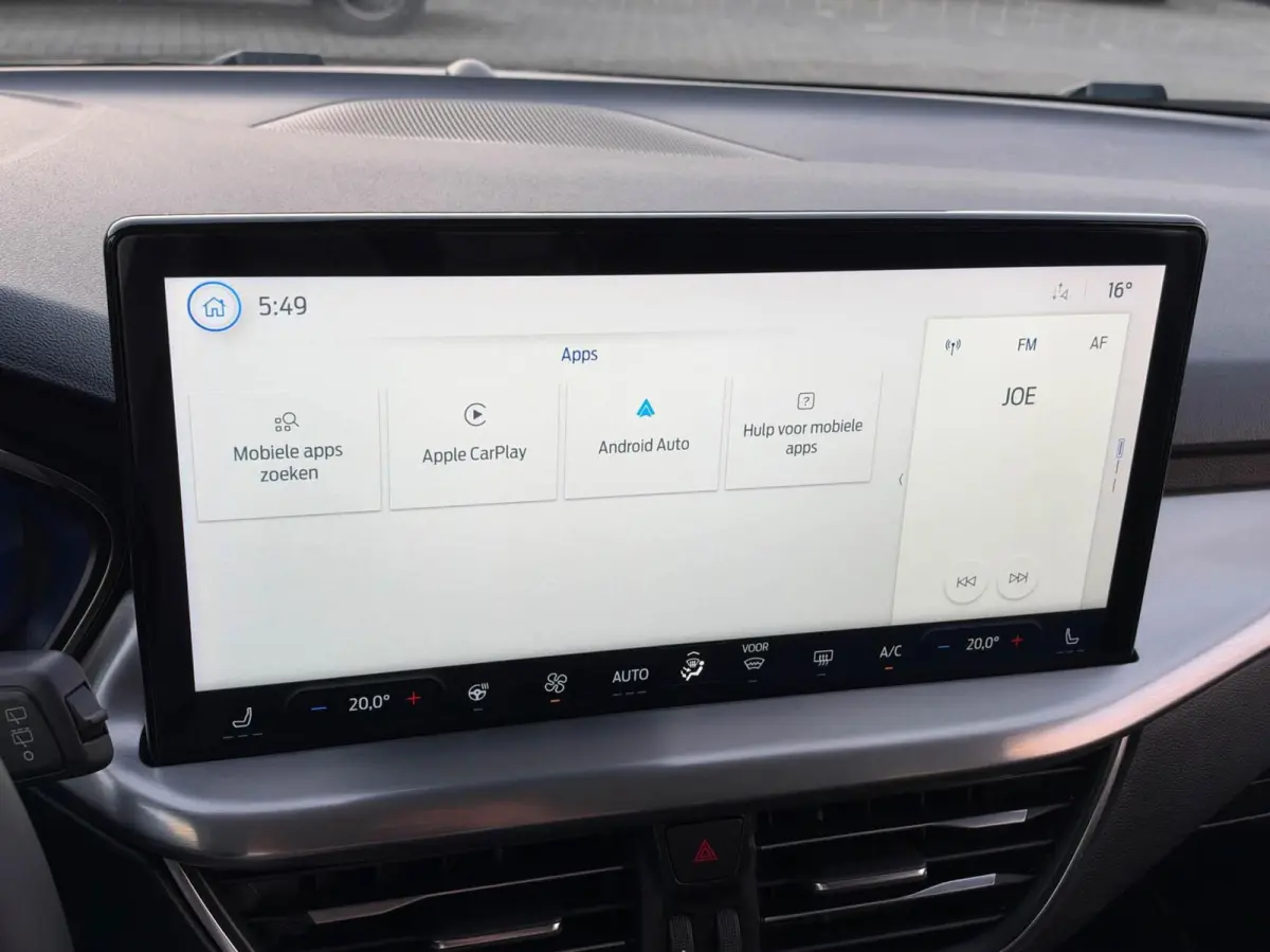 1.0 EcoBoost Hybrid 125pk Titanium X | Groot scherm navigatie | Stoel/stuurverwarming | Trekhaak