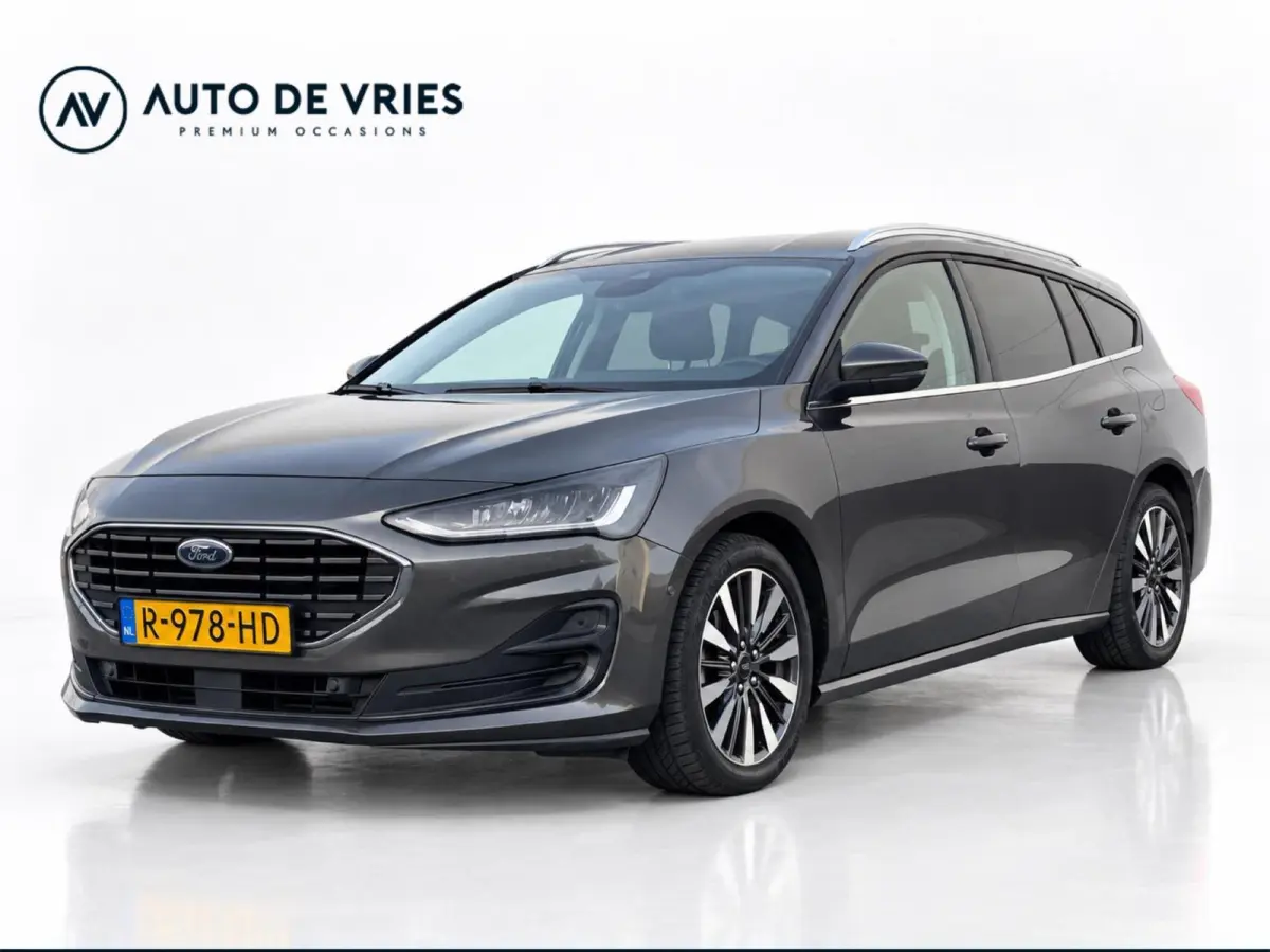 1.0 EcoBoost Hybrid 125pk Titanium X | Groot scherm navigatie | Stoel/stuurverwarming | Trekhaak