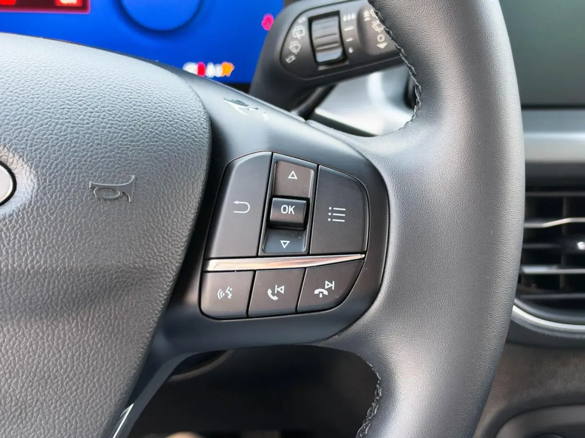 1.0 EcoBoost Hybrid 125pk Titanium X | Groot scherm navigatie | Stoel/stuurverwarming | Trekhaak