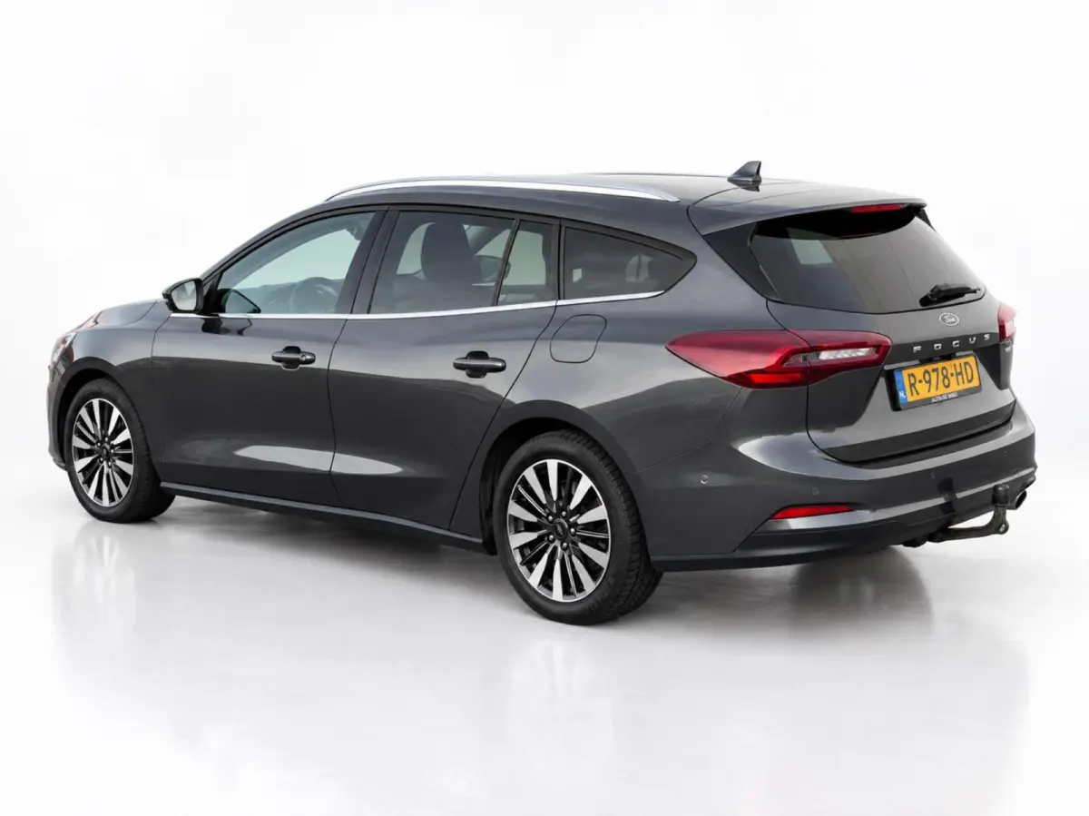 1.0 EcoBoost Hybrid 125pk Titanium X | Groot scherm navigatie | Stoel/stuurverwarming | Trekhaak