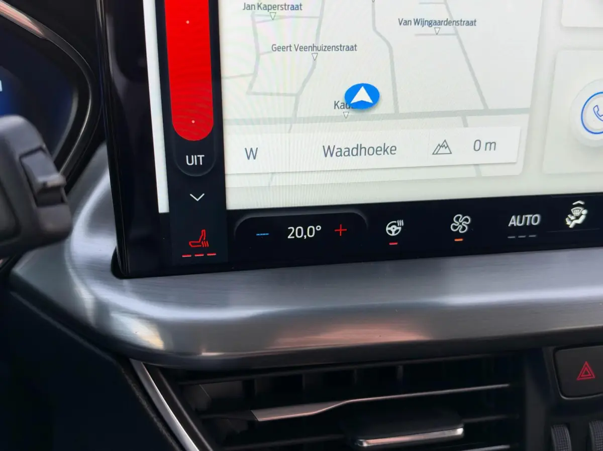 1.0 EcoBoost Hybrid 125pk Titanium X | Groot scherm navigatie | Stoel/stuurverwarming | Trekhaak