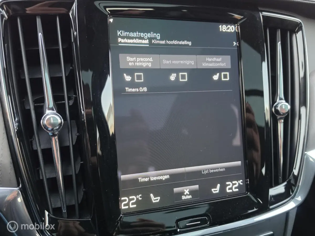 2.0 T6 RECHARGE AWD PANO HEAD-UP H&K 360CAM TREKHAAK