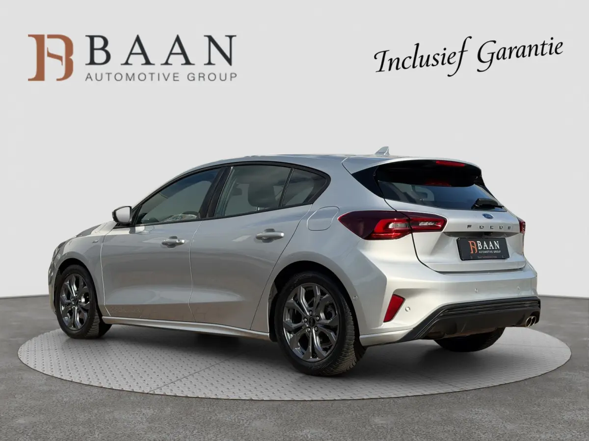 1.0 EcoBoost Hybrid ST Line X|Winterpack|Blindspot|ACC|Camera
