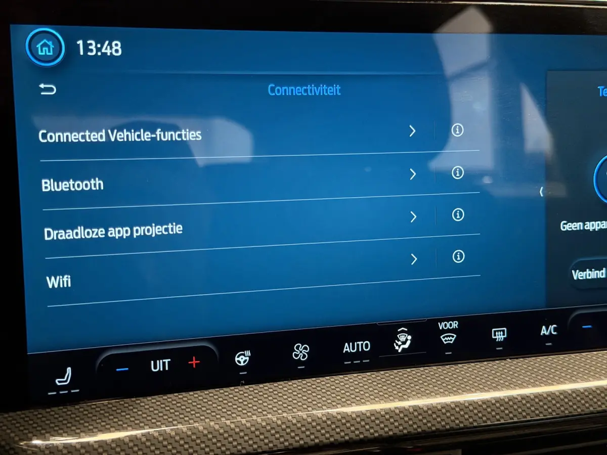 1.0 EcoBoost Hybrid ST Line X|Winterpack|Blindspot|ACC|Camera