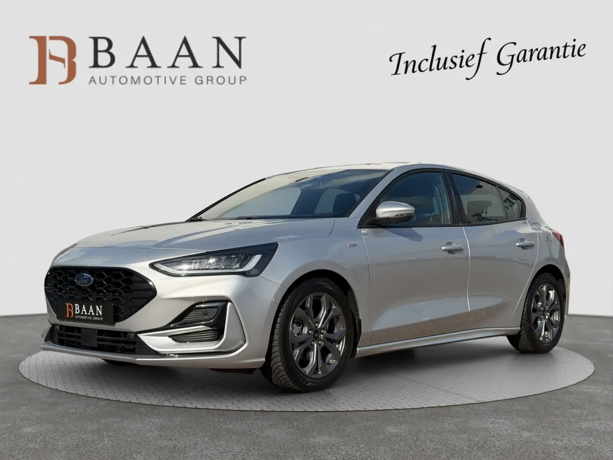 1.0 EcoBoost Hybrid ST Line X|Winterpack|Blindspot|ACC|Camera