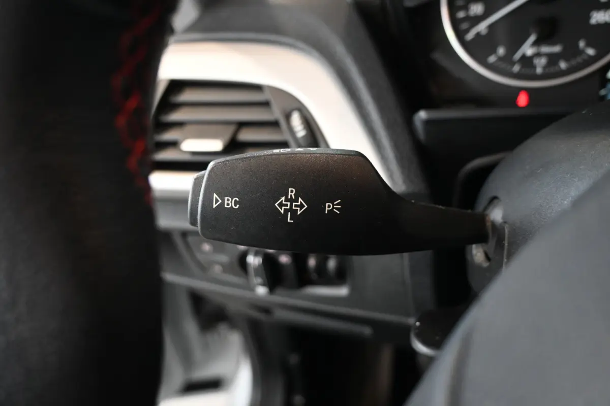 116d EDE Efficient Dynamics Edition Airco Cruise control Navigatie Lichtmetaal PDC Inruil Mogelijk!