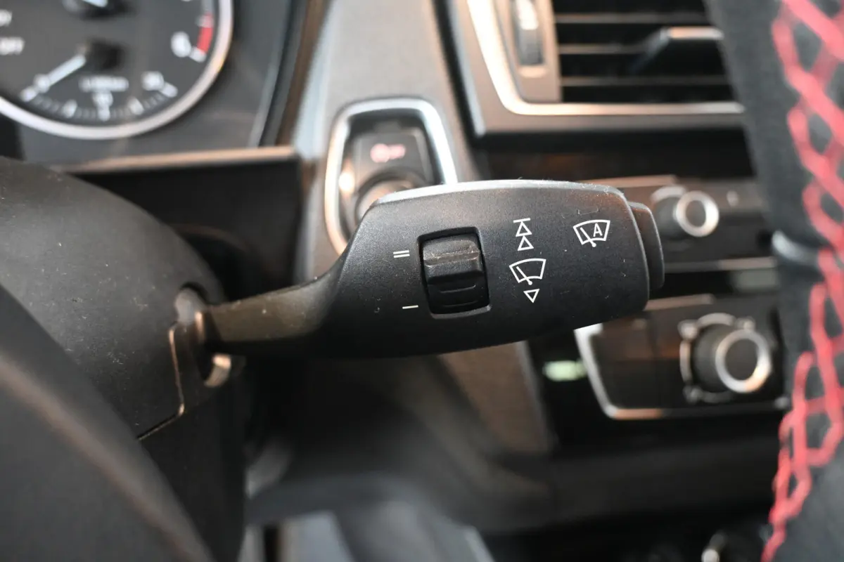 116d EDE Efficient Dynamics Edition Airco Cruise control Navigatie Lichtmetaal PDC Inruil Mogelijk!