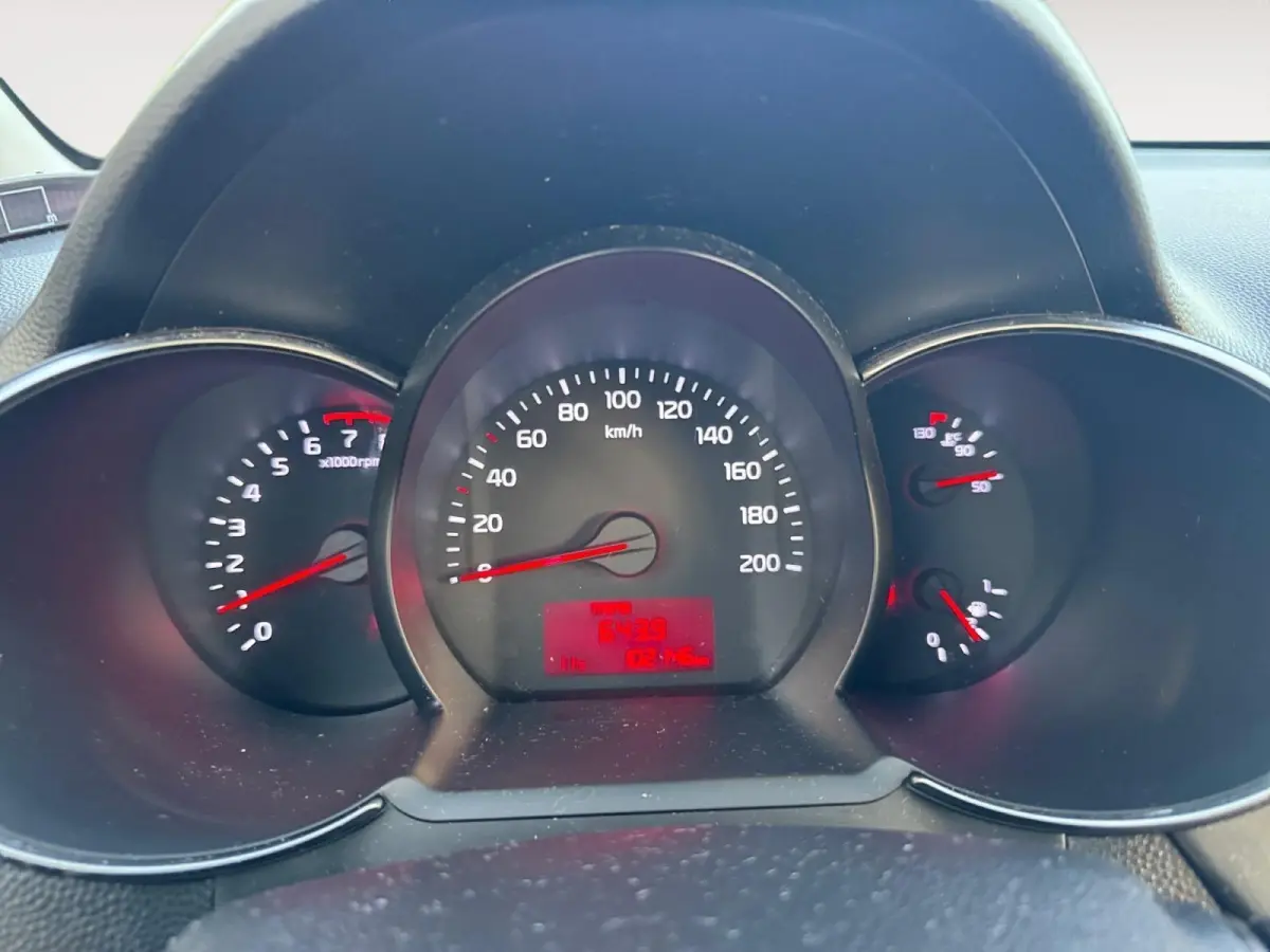 1.0 CVVT Summer Edition | Airco | Parkeersensoren