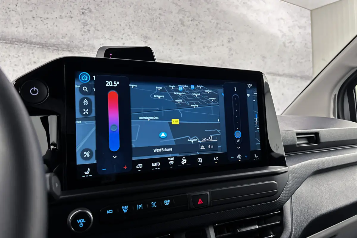 340 L2 Limited 71 kWh | 360 camera | Driver assist pack plus | Bijrijdersbank