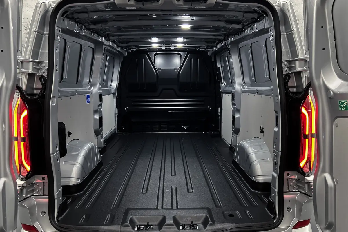 340 L2 Limited 71 kWh | 360 camera | Driver assist pack plus | Bijrijdersbank