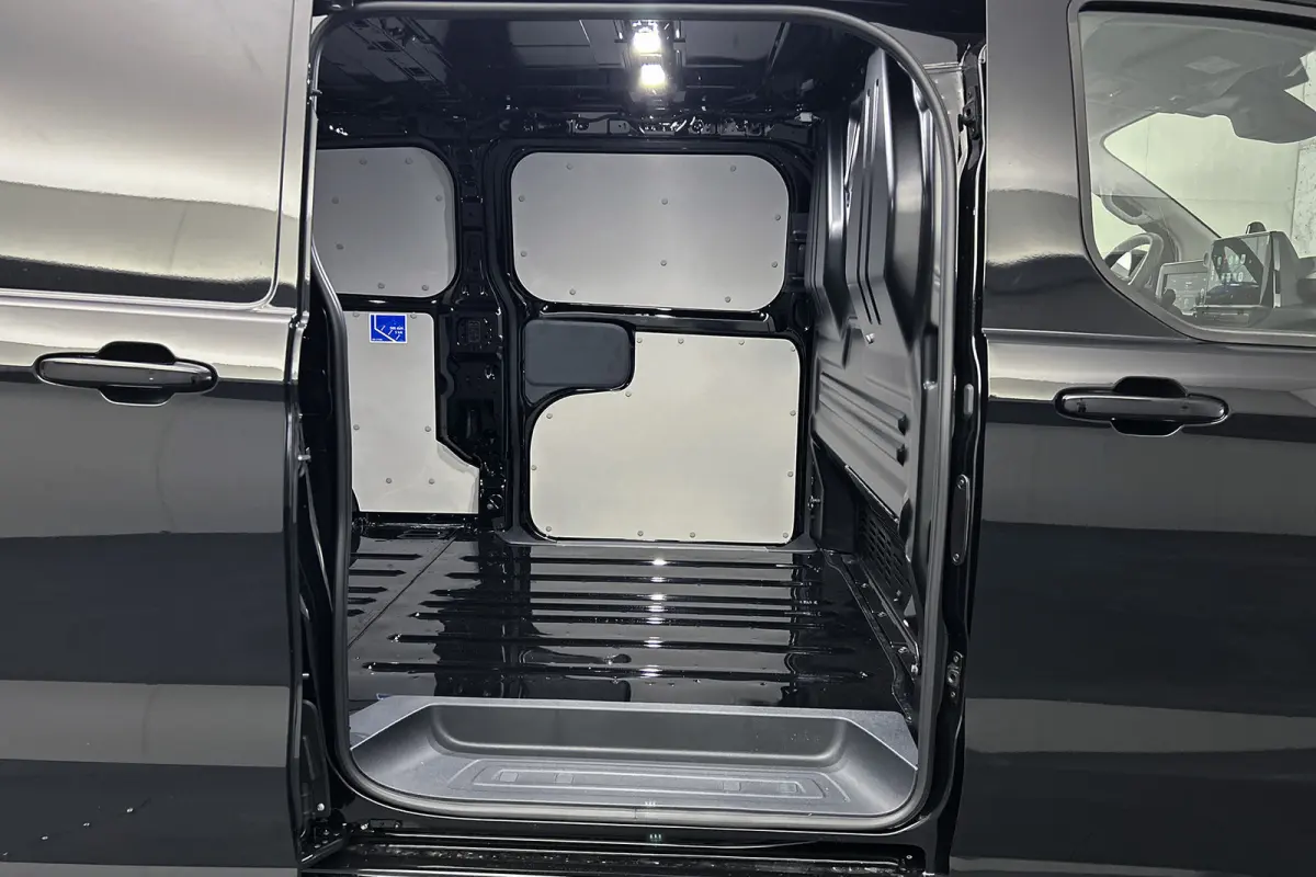 340 L2 Limited | 2x schuifdeur | 3-zitplaatsen | Stoelverwarming