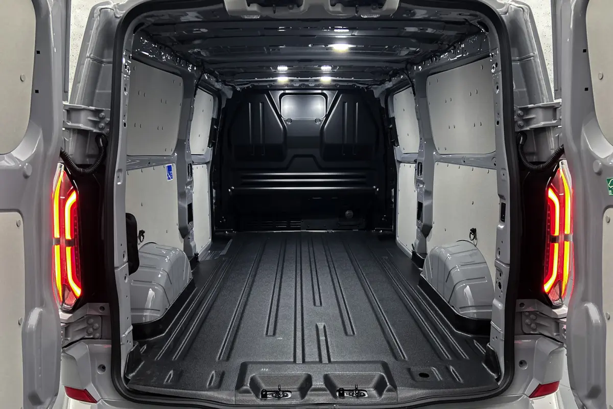 340 L2 71KWh Sport | 2x schuifdeur | 3-zitplaatsen | Stoelverwarming