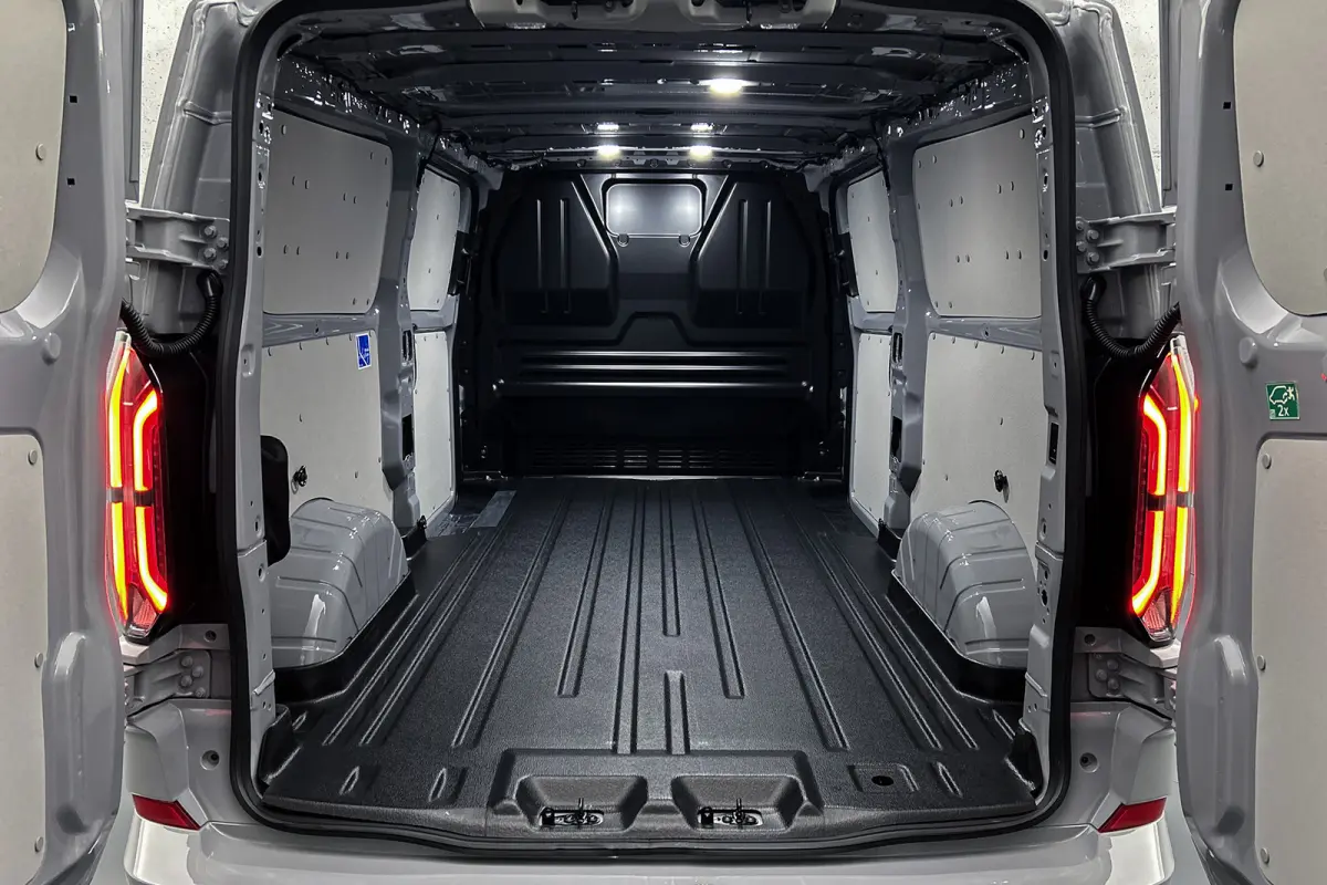 340 L2 Raptor Edition 71 KWh | Lederen bekleding | 2x schuifdeur | Driver assist pack premium | Stoelverwarming
