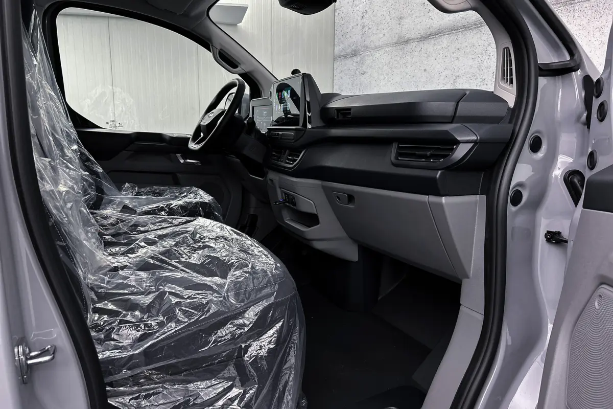 340 L2 Limited | 2x schuifdeur | 3-zitplaatsen | Stoelverwarming