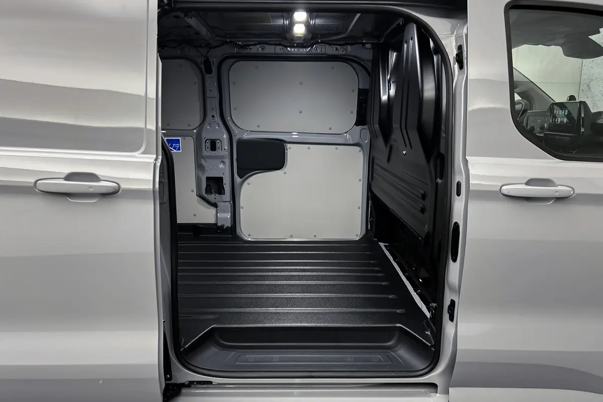 340 L2 Limited | 2x schuifdeur | 3-zitplaatsen | Stoelverwarming