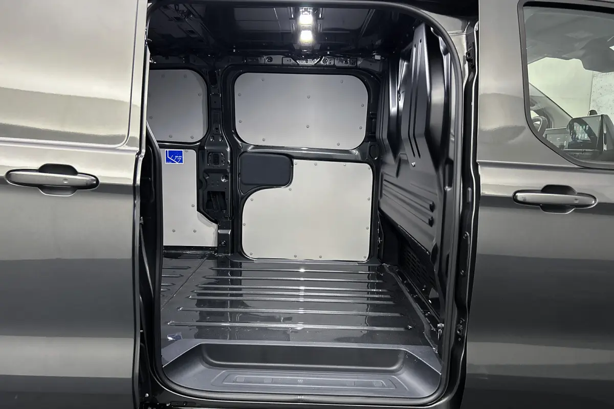 340 L2 Limited | 2x schuifdeur | 3-zitplaatsen | Stoelverwarming