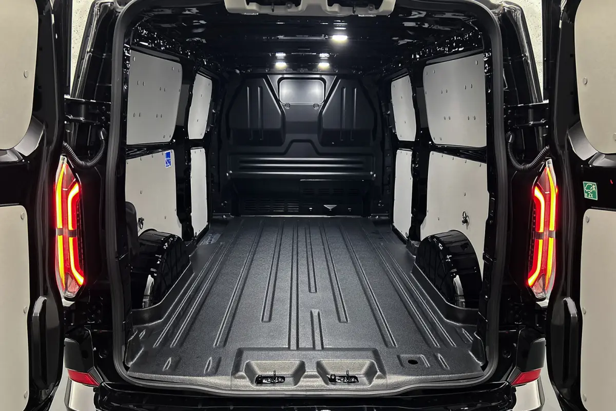 340 L2 Raptor Edition 71 KWh | Lederen bekleding | 2x schuifdeur | Driver assist pack premium | Stoelverwarming