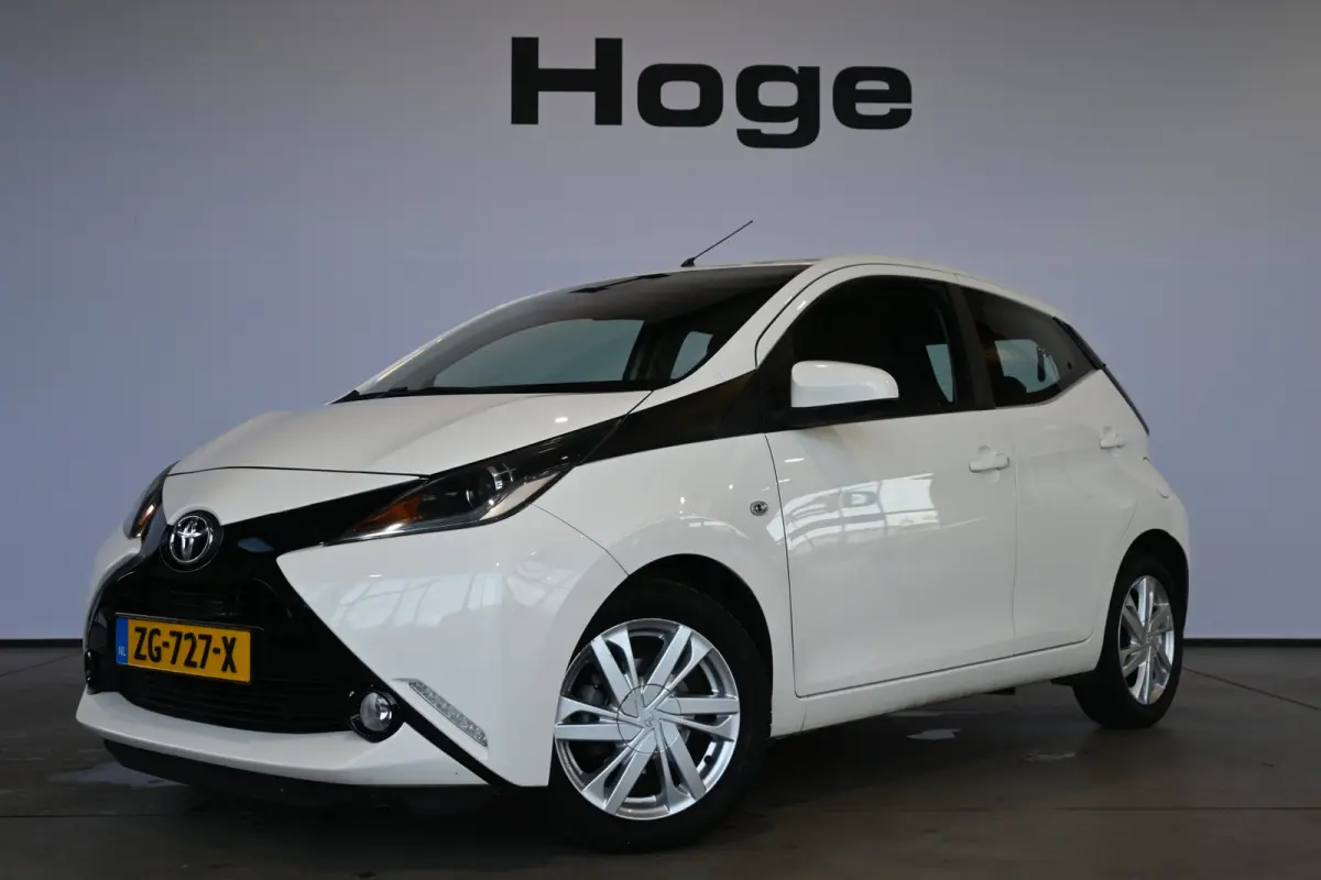 1.0 VVT-i X-Sport Automaat Airco Camera Lichtmetaal Elektrisch pakket 100% Onderhouden! Inruil Mogelijk!